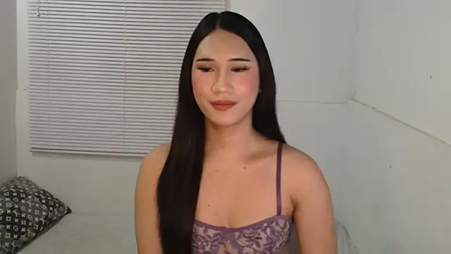 Leighs Celine online show from 2, 2, 2026