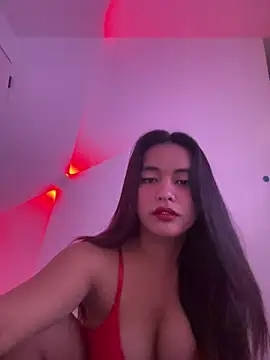 Snapshot of urasianlady chatting on 3, 10, 2025 urasianlady online show from 3, 10, 2025