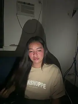 Snapshot of urasianlady chatting on 20, 10, 2025 urasianlady online show from 20, 10, 2025