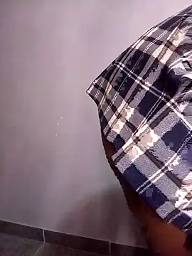 Snapshot of shy-lillyX22 chatting on 23, 3, 2026 shy-lillyX22 online show from 23, 3, 2026