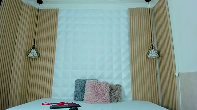 Antonella00  online show from 13, 9, 2025