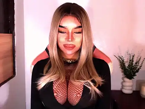 NataliaFernandezz online show from 18, 7, 2026