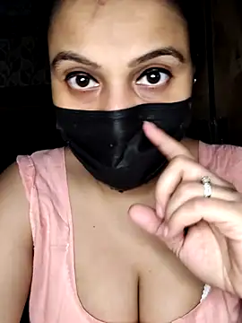 Horny Shalu online show from 30, 4, 2026