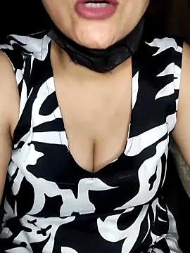 Horny Shalu online show from 30, 4, 2026
