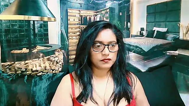 Snapshot of IndiaBlackPanther chatting on 5, 8, 2026 IndiaBlackPanther online show from 5, 8, 2026