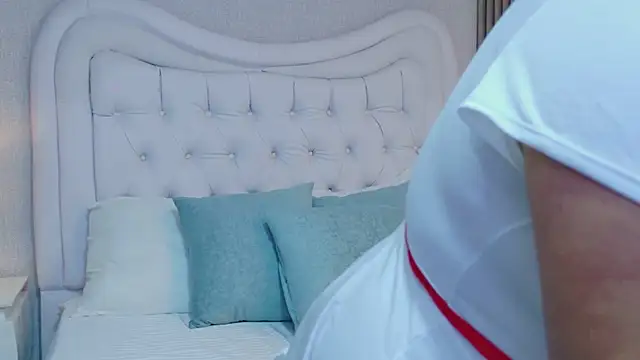 KiimBrooks online show from 7, 2, 2026