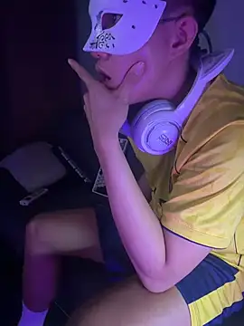 boyhigh1997 online show from 16, 7, 2026