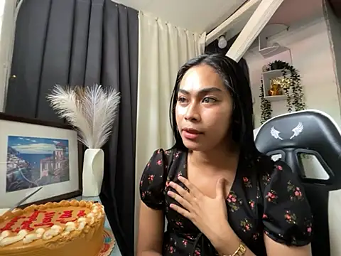 Sweetasian cum online show from 4, 10, 2025