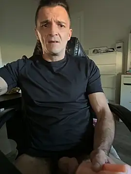 Snapshot of xixopuaff88 chatting on 7, 11, 2025 xixopuaff88 online show from 7, 11, 2025