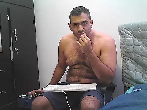 morenocabro10 online show from 25, 10, 2025