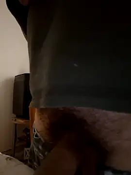 hugecock4u1990 online show from 25, 9, 2025