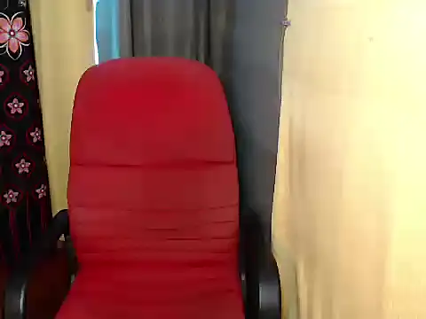 lovelyallena07 online show from 30, 6, 2026