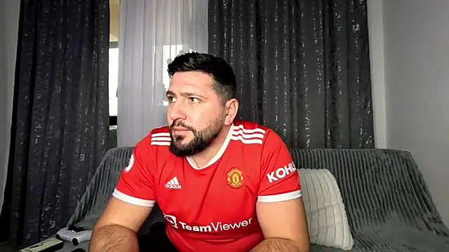 Gold Alpha Boy online show from 22, 11, 2025