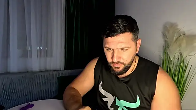 Gold Alpha Boy online show from 16, 1, 2026