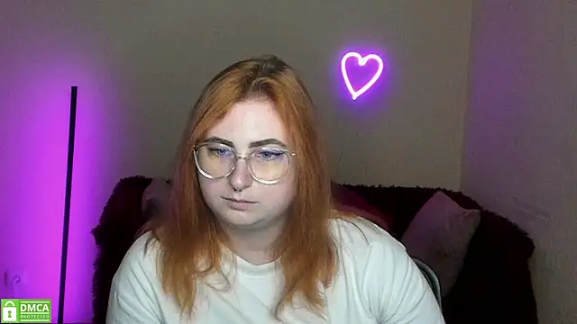 Alicia love00 online show from 19, 9, 2025