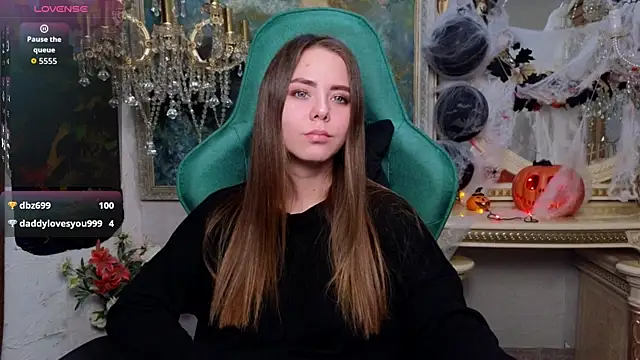 IvoryWood  online show from 31, 10, 2025