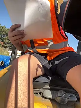 PuttieIn online show from 29, 9, 2025