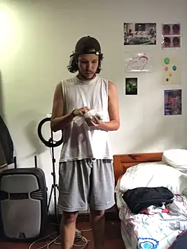 Luxx 14 online show from 4, 11, 2025