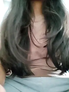 Snapshot of luv_johrrra chatting on 11, 2, 2026 luv johrrra online show from 11, 2, 2026