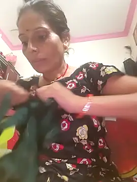 ISHANI-SINGH online show from 1, 10, 2025