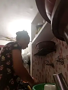 ISHANI-SINGH online show from 20, 11, 2025