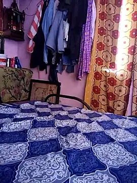 Cut ragni online show from 22, 9, 2025