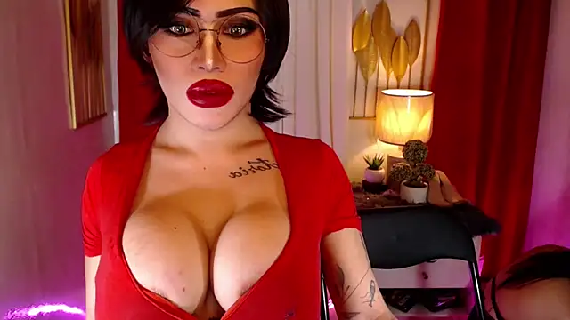 Snapshot of Goddess_Maliya chatting on 8, 3, 2026 Goddess Maliya online show from 8, 3, 2026