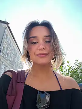 Chloe Ravens online show from 29, 7, 2026