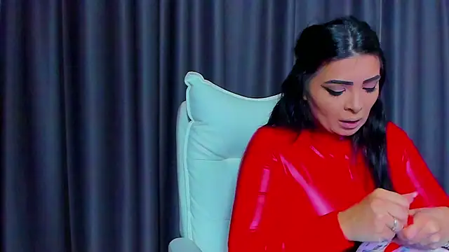 Snapshot of DevashaQueenX chatting on 18, 10, 2025 DevashaQueenX online show from 18, 10, 2025