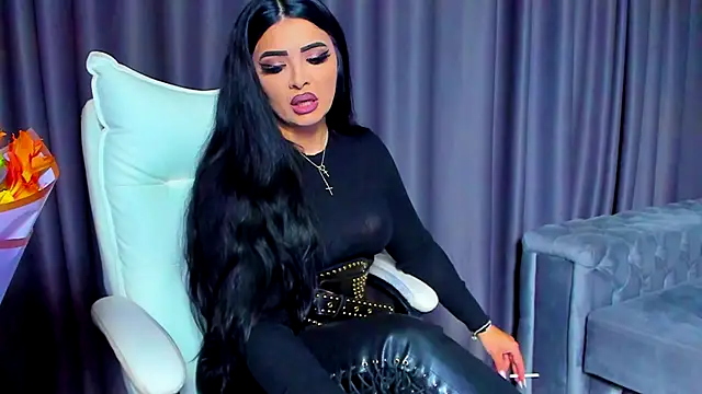 Snapshot of DevashaQueenX chatting on 29, 10, 2025 DevashaQueenX online show from 29, 10, 2025