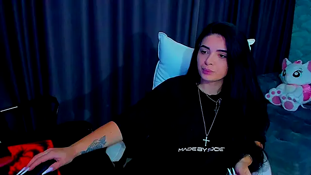 Snapshot of DevashaQueenX chatting on 14, 12, 2025 DevashaQueenX online show from 14, 12, 2025