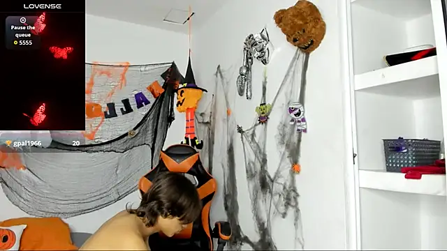 kenshi roa online show from 18, 10, 2025