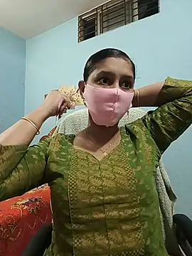Cute Faria online show from 7, 7, 2026