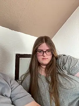 Snapshot of CurvyPaar2 chatting on 15, 2, 2026 CurvyPaar2 online show from 15, 2, 2026