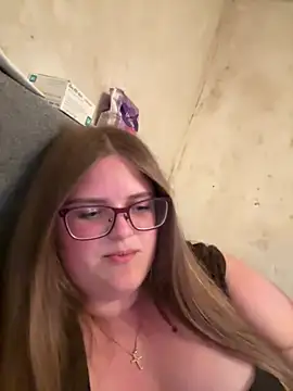 CurvyPaar2 online show from 5, 5, 2026