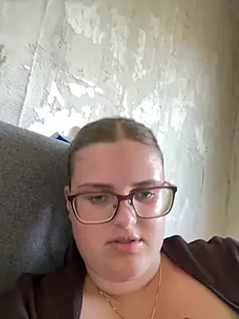 CurvyPaar2 online show from 24, 6, 2026