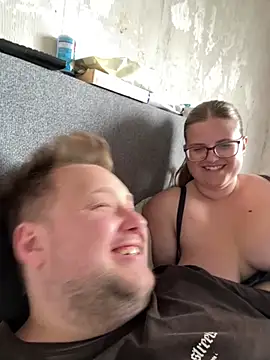 CurvyPaar2 online show from 3, 7, 2026