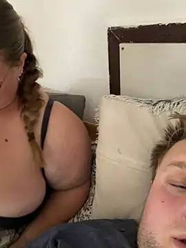 CurvyPaar2 online show from 22, 7, 2026