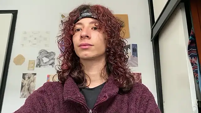 camille delrey online show from 3, 2, 2026