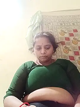 Snapshot of Hot_crety chatting on 6, 7, 2026 Hot crety online show from 6, 7, 2026