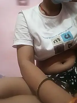 Snapshot of Hot_crety chatting on 19, 7, 2026 Hot crety online show from 19, 7, 2026