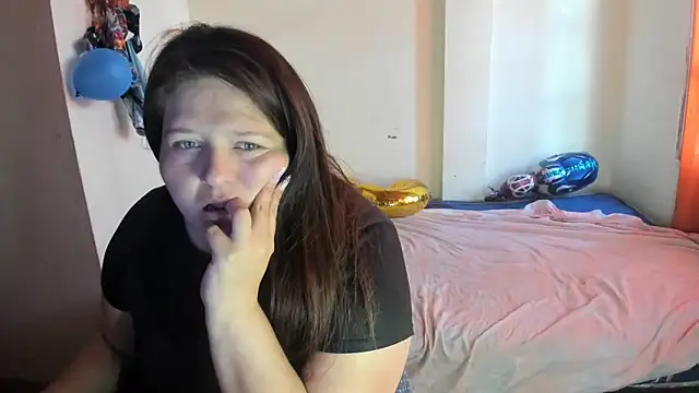 Daphne girlsex online show from 25, 9, 2025