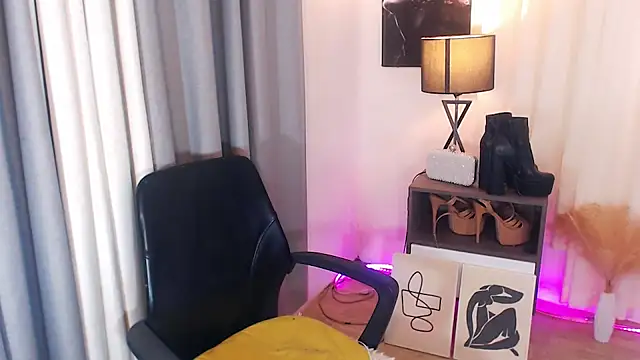 Sassy Suzuhime online show from 23, 6, 2026