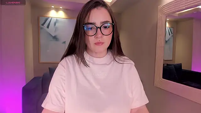 Snapshot of SarahRhodes_ chatting on 30, 9, 2025 SarahRhodes  online show from 30, 9, 2025