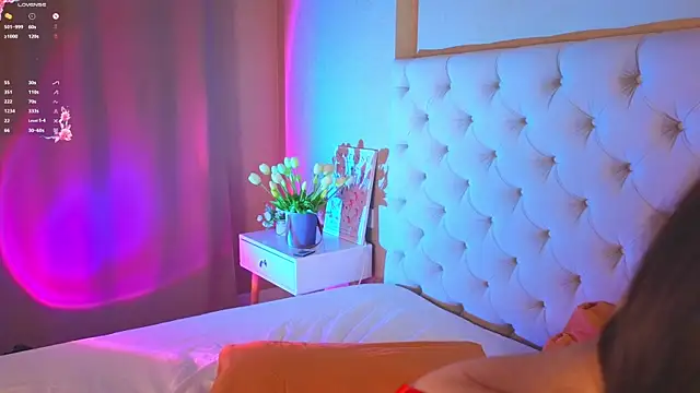 MarciaMarshall online show from 24, 9, 2025