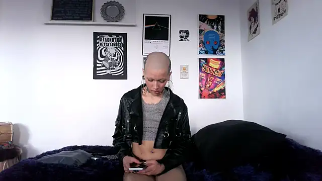 Snapshot of plutonbluemooon333 chatting on 12, 1, 2026 plutonbluemooon333 online show from 12, 1, 2026