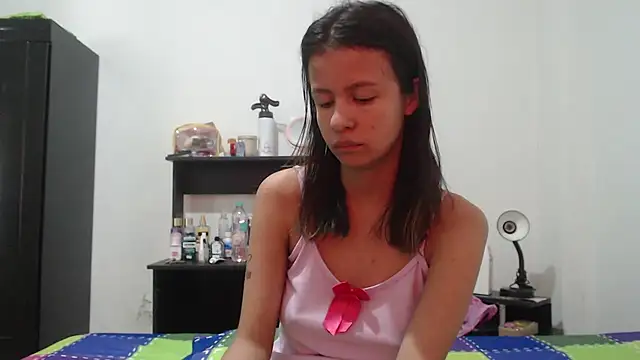 Snapshot of nathaly_jones_ chatting on 6, 7, 2026 nathaly jones online show from 6, 7, 2026
