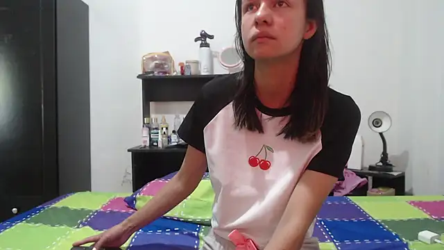 Snapshot of nathaly_jones_ chatting on 7, 7, 2026 nathaly jones online show from 7, 7, 2026