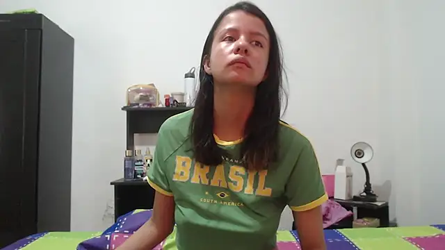 Snapshot of nathaly_jones_ chatting on 9, 7, 2026 nathaly jones online show from 9, 7, 2026