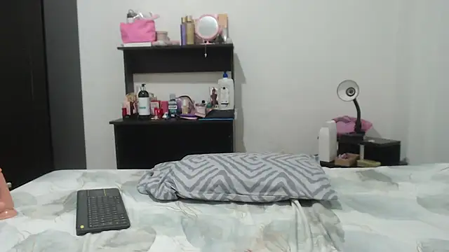 Snapshot of nathaly_jones_ chatting on 28, 7, 2026 nathaly jones online show from 28, 7, 2026